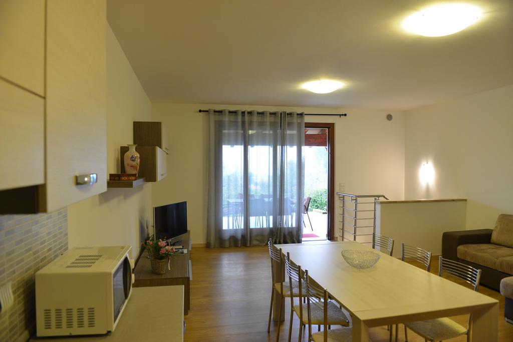 Residence Boschetti Manerba del Garda Szoba fotó