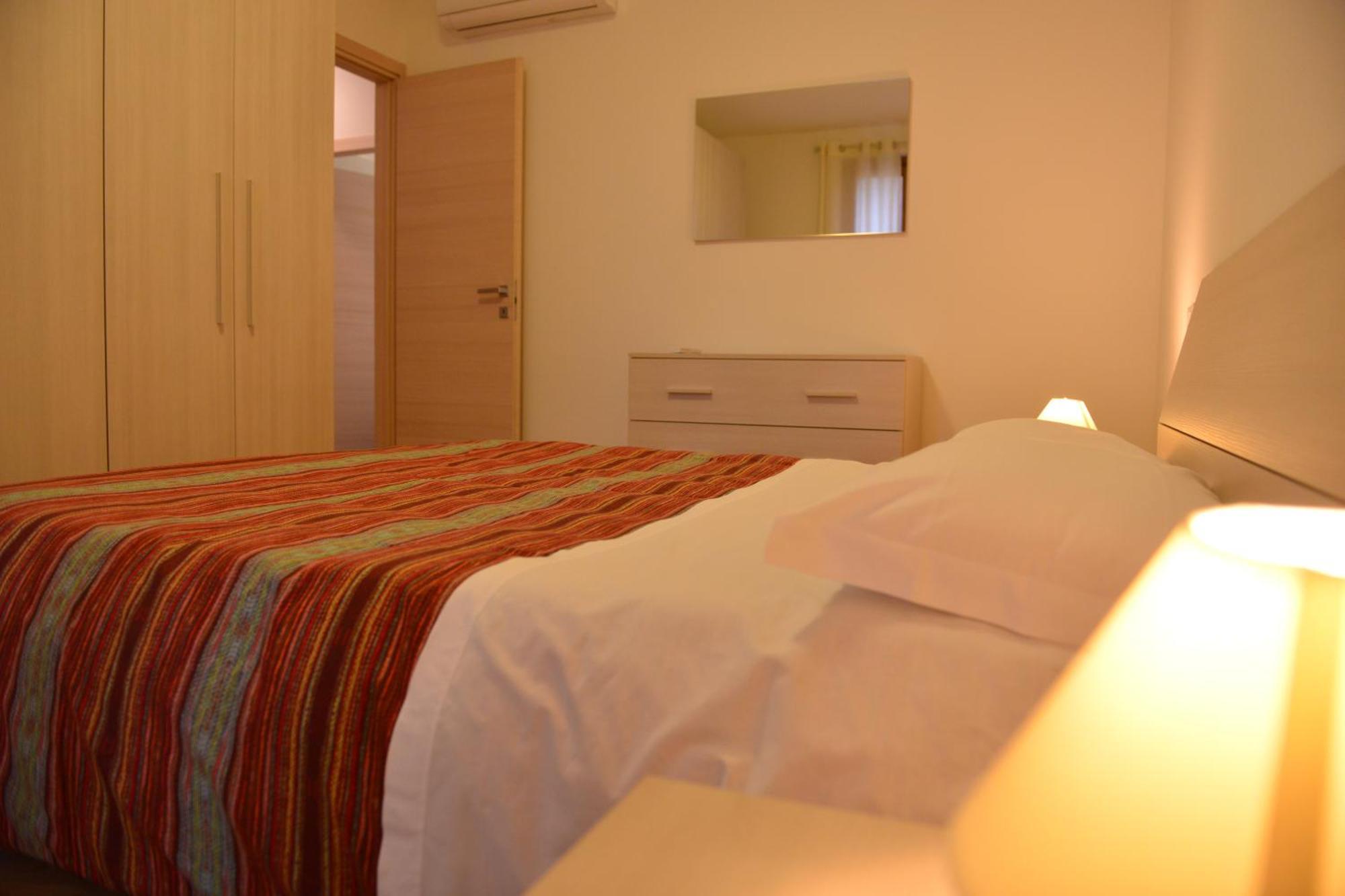 Residence Boschetti Manerba del Garda Szoba fotó