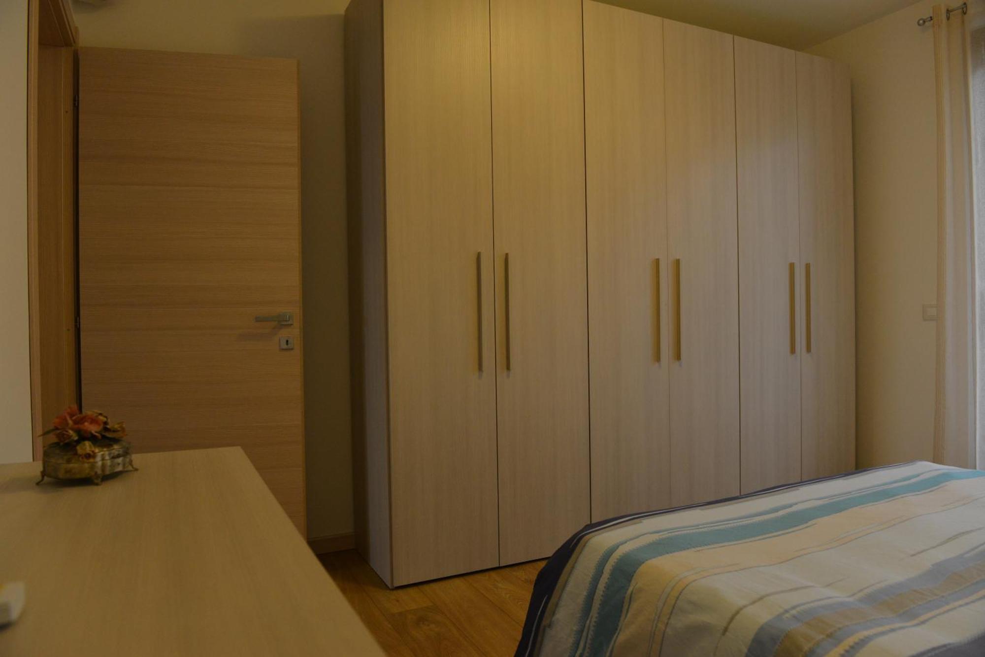 Residence Boschetti Manerba del Garda Szoba fotó