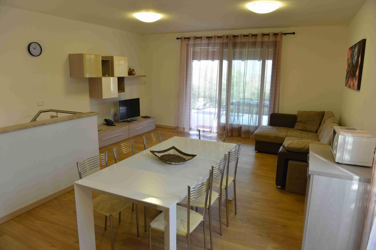Residence Boschetti Manerba del Garda Kültér fotó